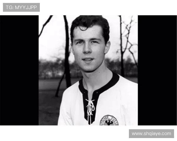 弗朗茨·贝肯鲍尔的传奇人生与足球帝国的崛起之路