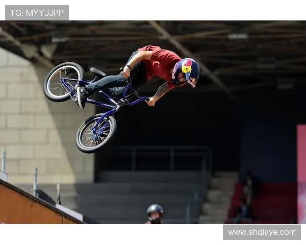 上海极限运动队在世界街舞大赛中以53分稳居积分榜首位